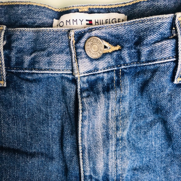Tommy Hilfiger Jean Shorts Mom Style Size 14 - Picture 3 of 5